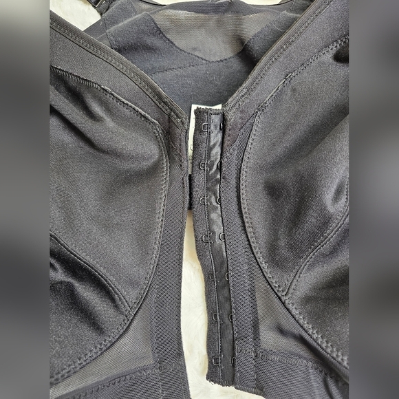 Glamorise MagicLift Front-Closure Posture Back Bra 48I Black - Picture 5 of 8